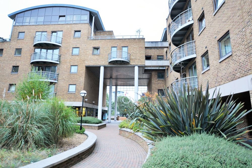 undefined Zen Apartments - Docklands 4