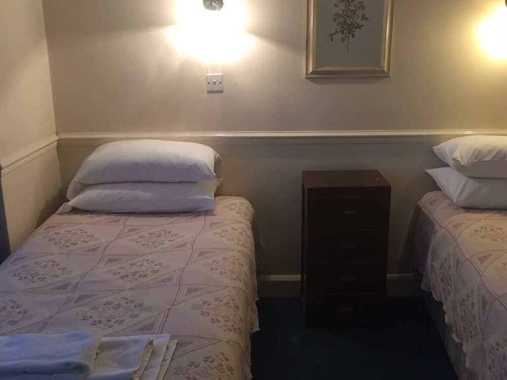 Colnbrook Lodge Guest House