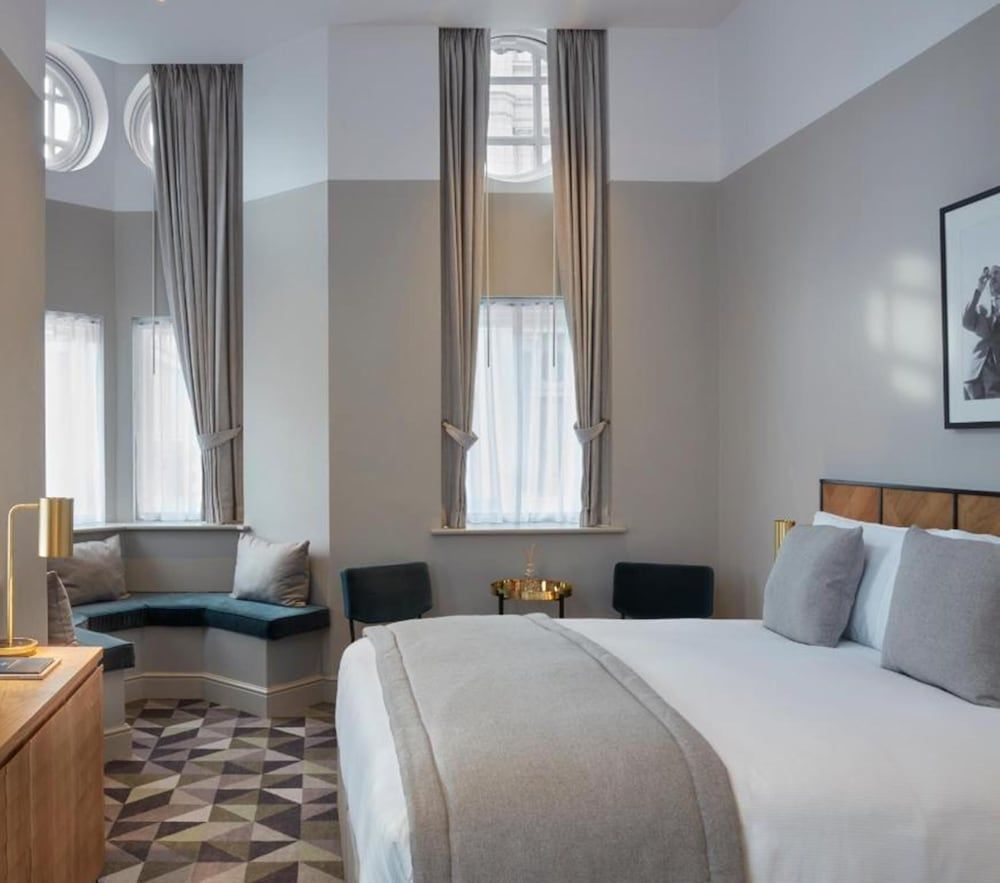 undefined Victory House Leicester Square 10