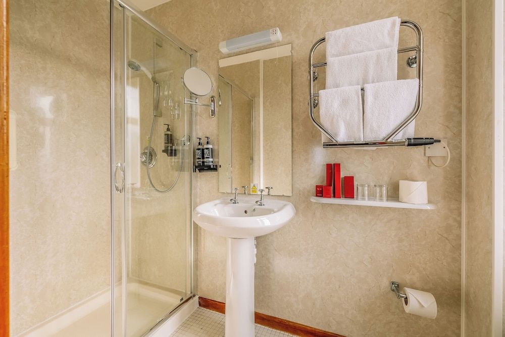 Muthu Alexandra Hotel Suite Double 4