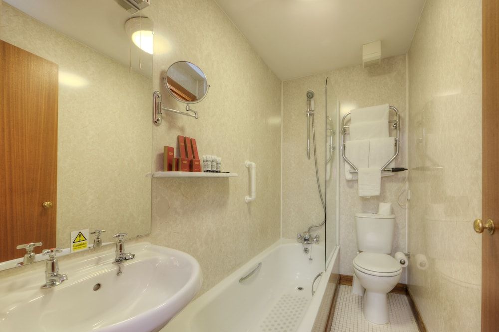 Muthu Alexandra Hotel Standard Double Room 6