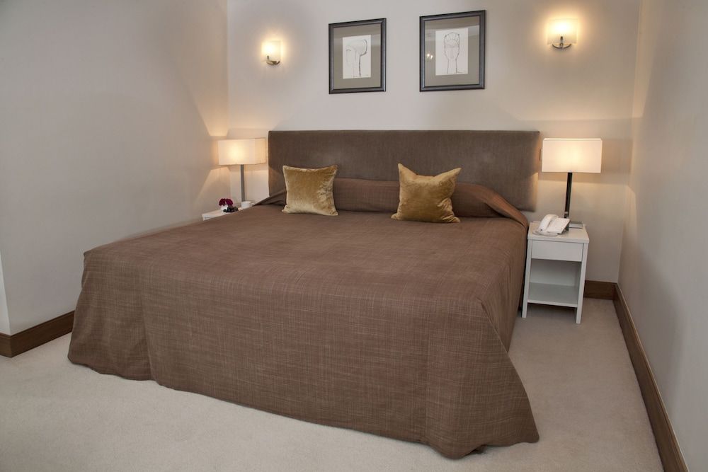 Arlington House Studio, Garden View