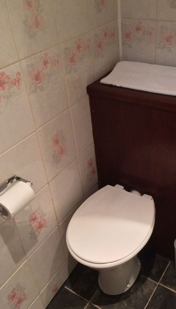 London Continental Hotel Standard Triple Room, 1 Bedroom 3