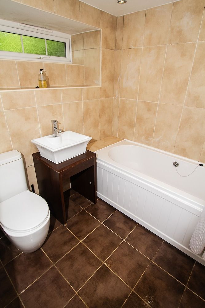 Winyard's Gap Inn Studio, Ensuite 10