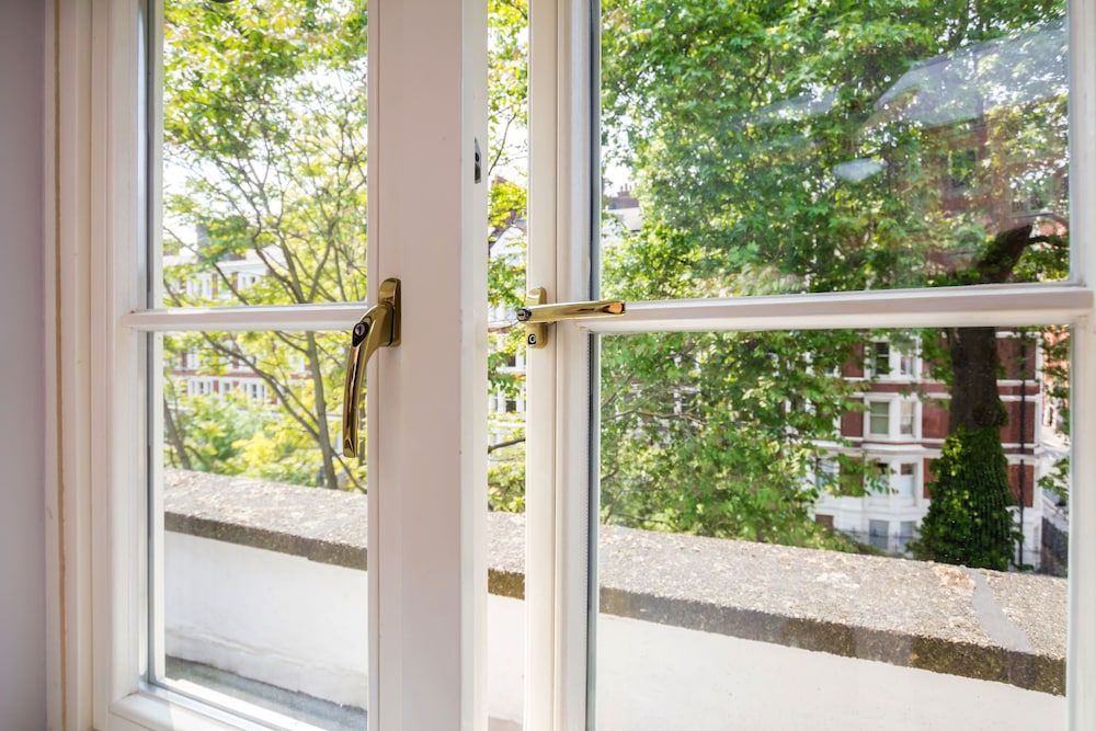 Arosfa Hotel London by Compass Hospitality Basic Double Room 13