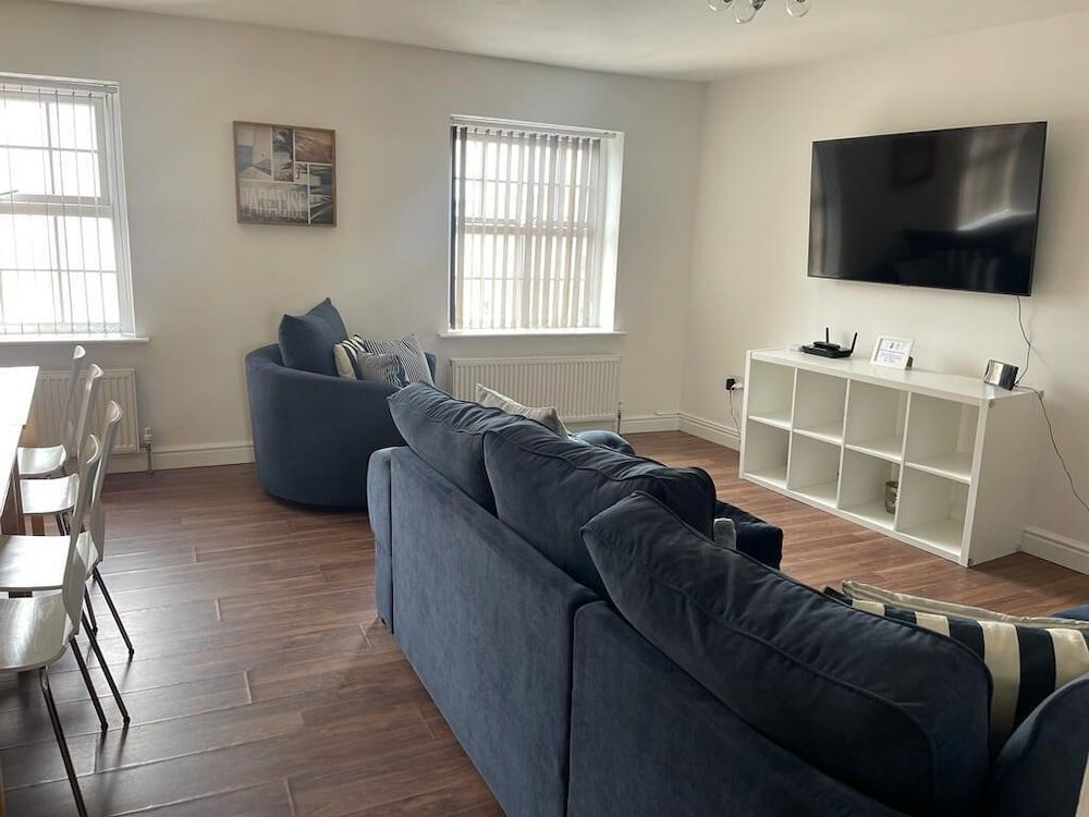 Harcourt Place Luxury Apartment, Ensuite, Sea View (Apartment 3 - 8 Berth	) 9