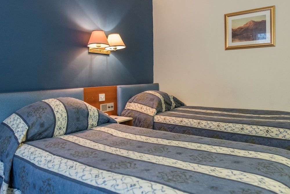 Ben Nevis Hotel & Leisure Club Classic Twin Room 5