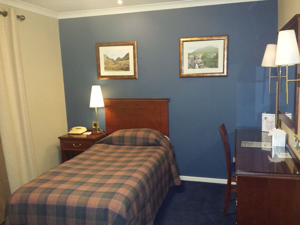 Classic Single Room