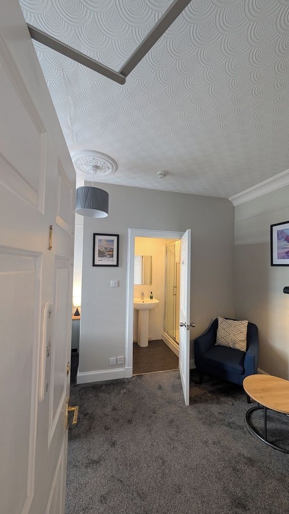 Coolin View Guest Rooms Deluxe Double Room, Ensuite 8