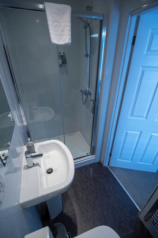 Coolin View Guest Rooms Deluxe Double Room, Ensuite 7