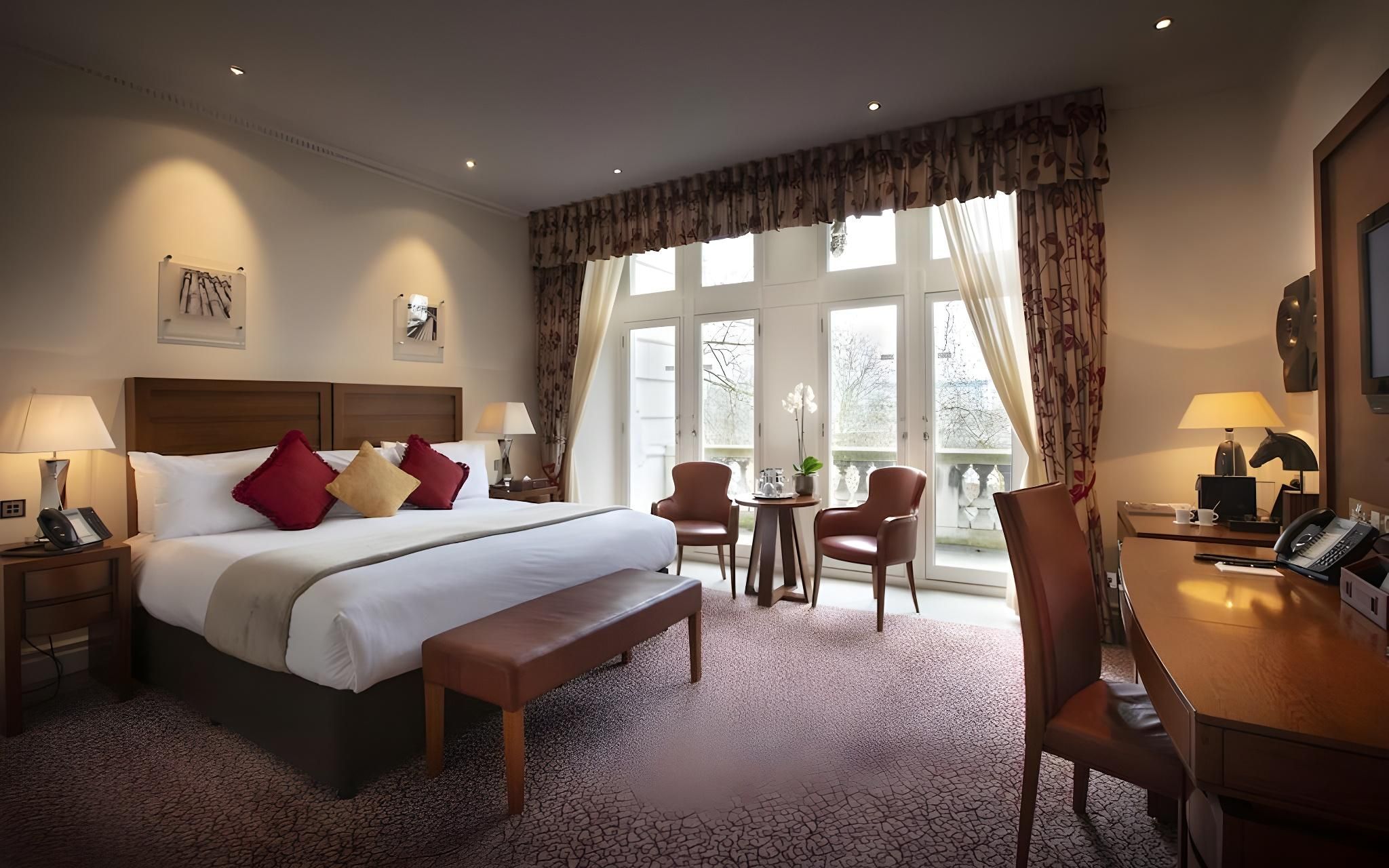 Deluxe Double Garden View