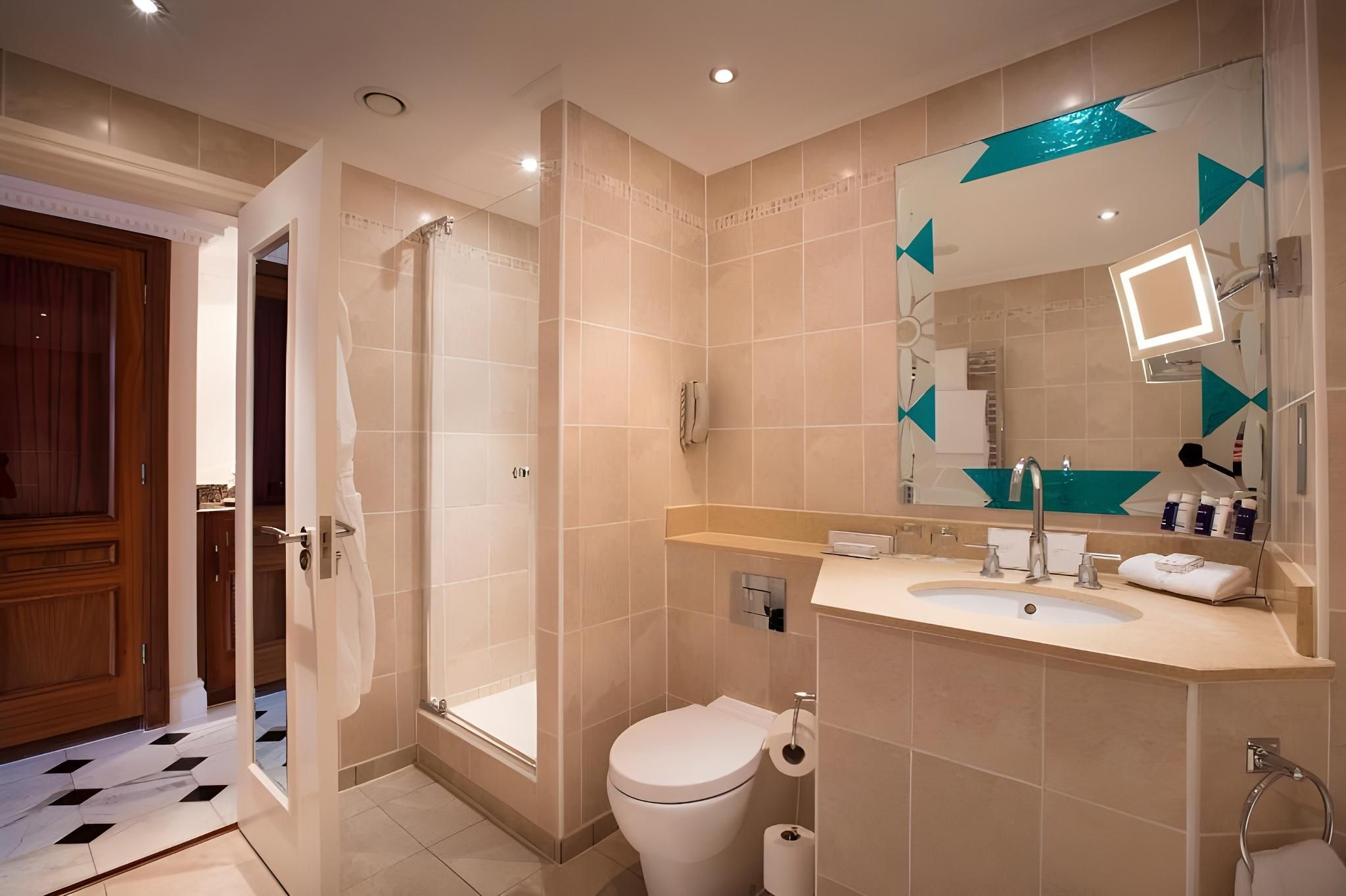 The Royal Horseguards, London Standard Double Room 3