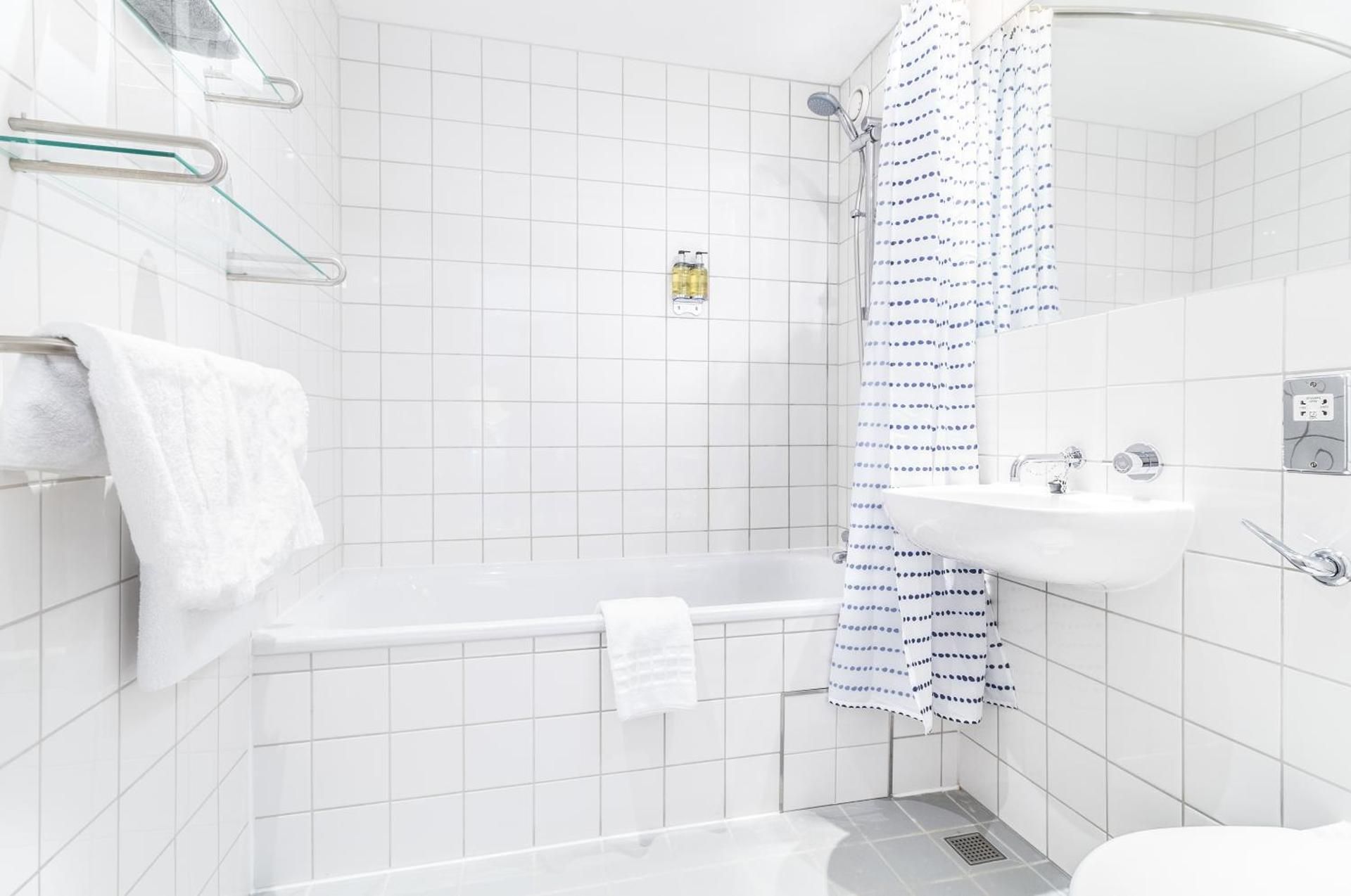 The Jubilee Hotel & Conferences Family Room 6