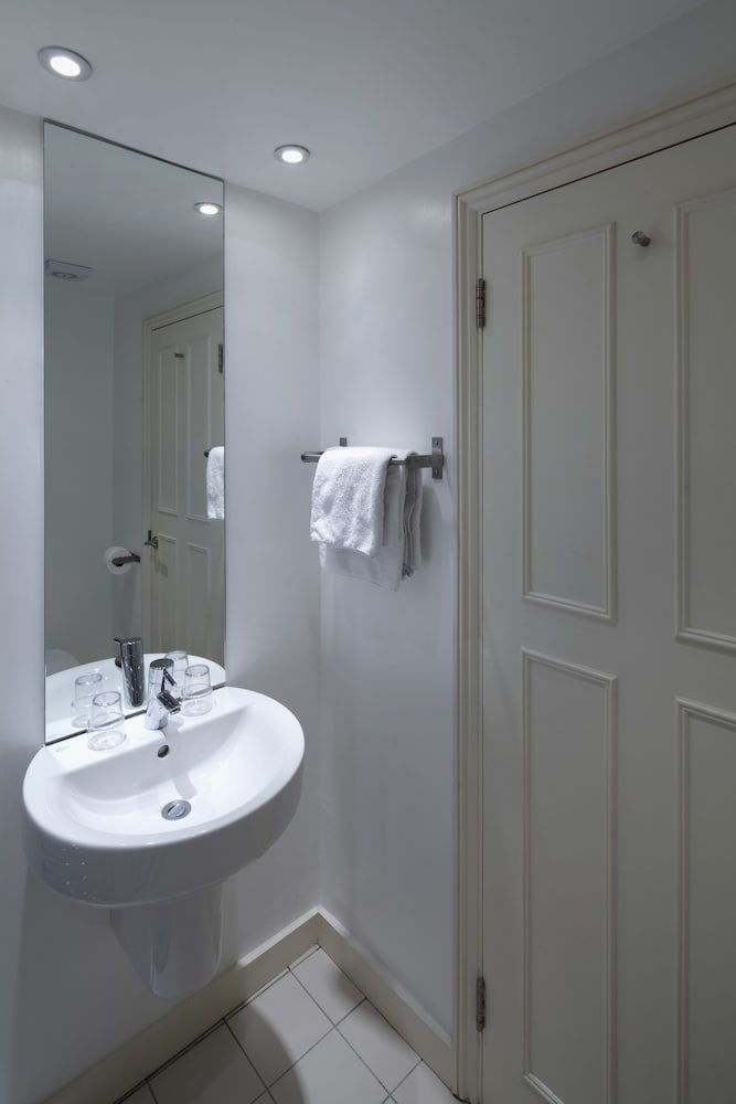 B+B Belgravia Standard Studio 3
