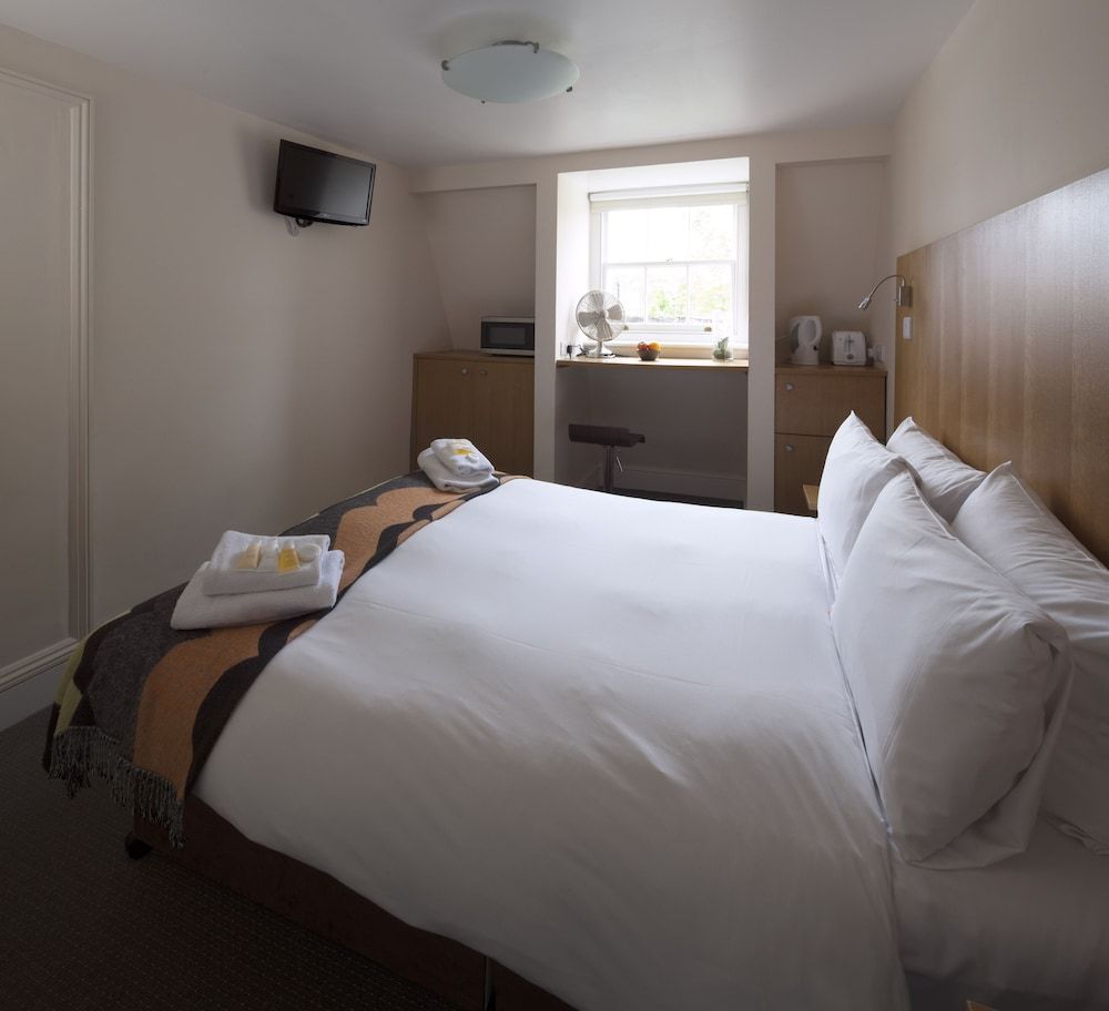 B+B Belgravia Compact Studio 4