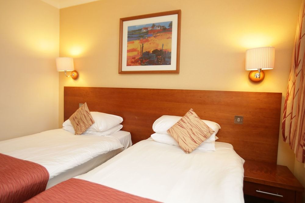 The Bruce Hotel Standard Twin Room 5