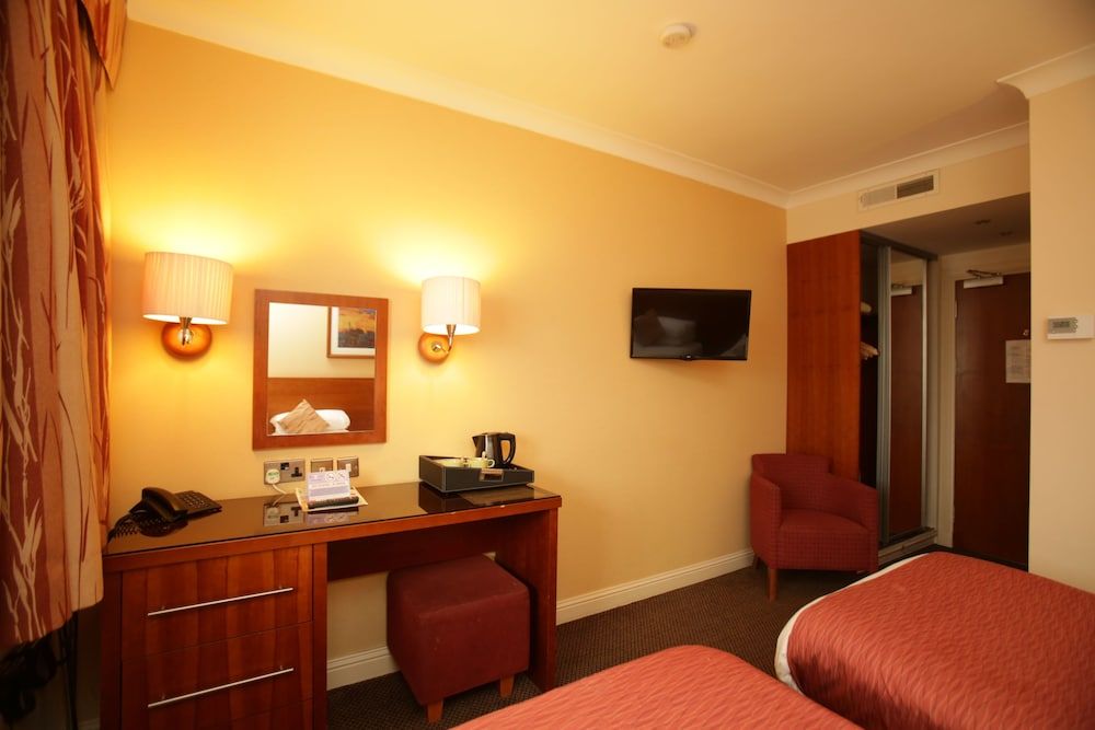 The Bruce Hotel Standard Twin Room 10