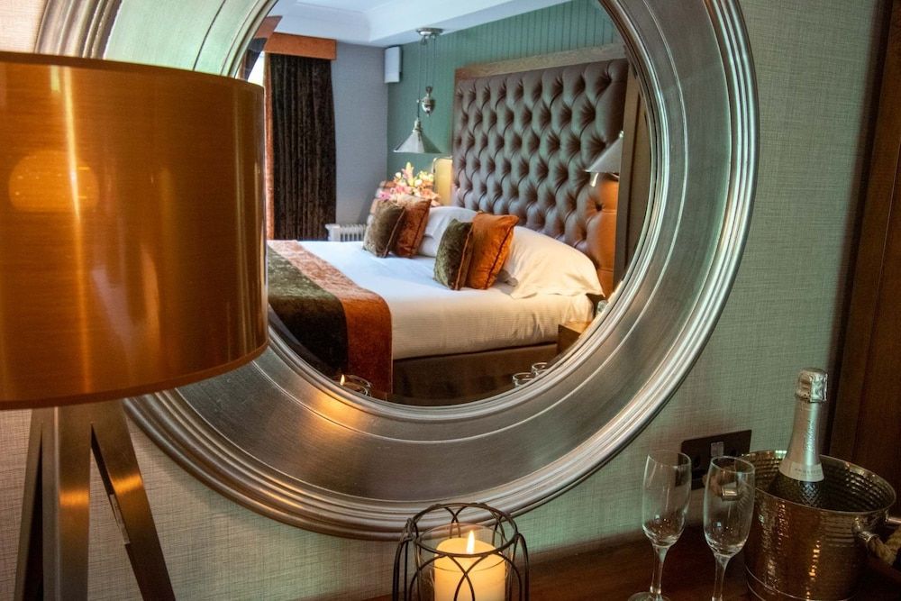 Craigmhor Lodge & Courtyard Suite, Balcony 11