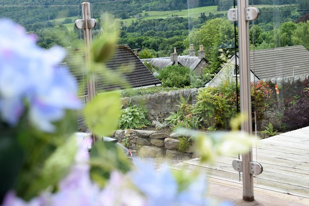 Craigmhor Lodge & Courtyard Suite, Balcony 8