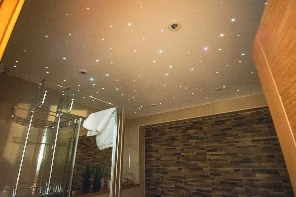 Craigmhor Lodge & Courtyard Suite, Balcony 9