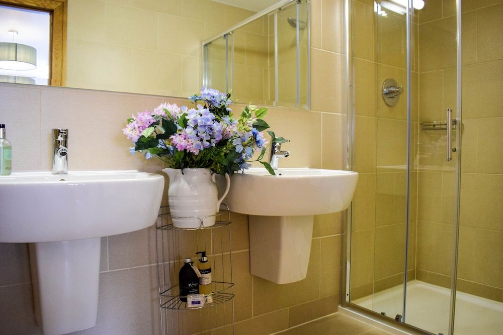 Craigmhor Lodge & Courtyard Superior Double or Twin Room 3