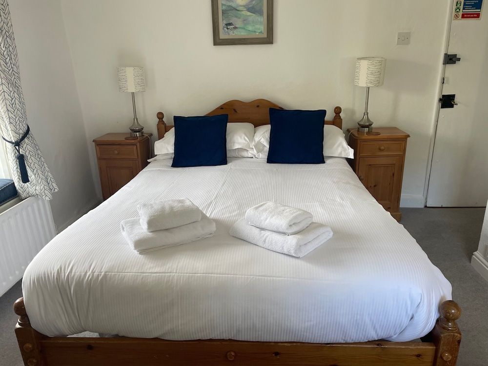 Ashfield House Superior Double Room, Ensuite, Garden View 2