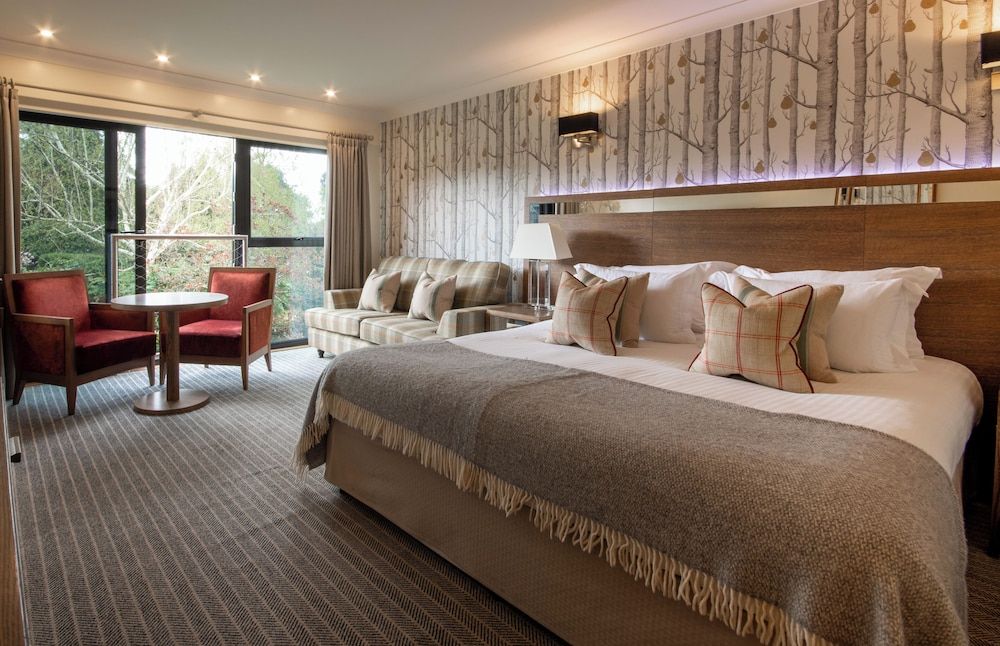 Careys Manor & Senspa Double or Twin Room (Oakwood)