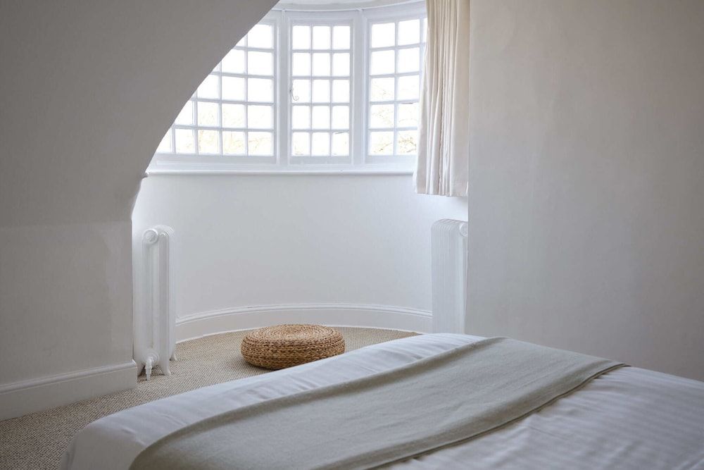 River Arts Club Single Room 3