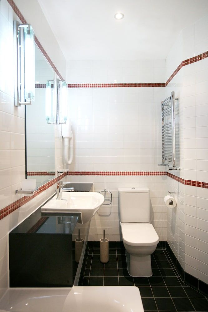 Legends Hotel Brighton Superior King Room with Sea View 12