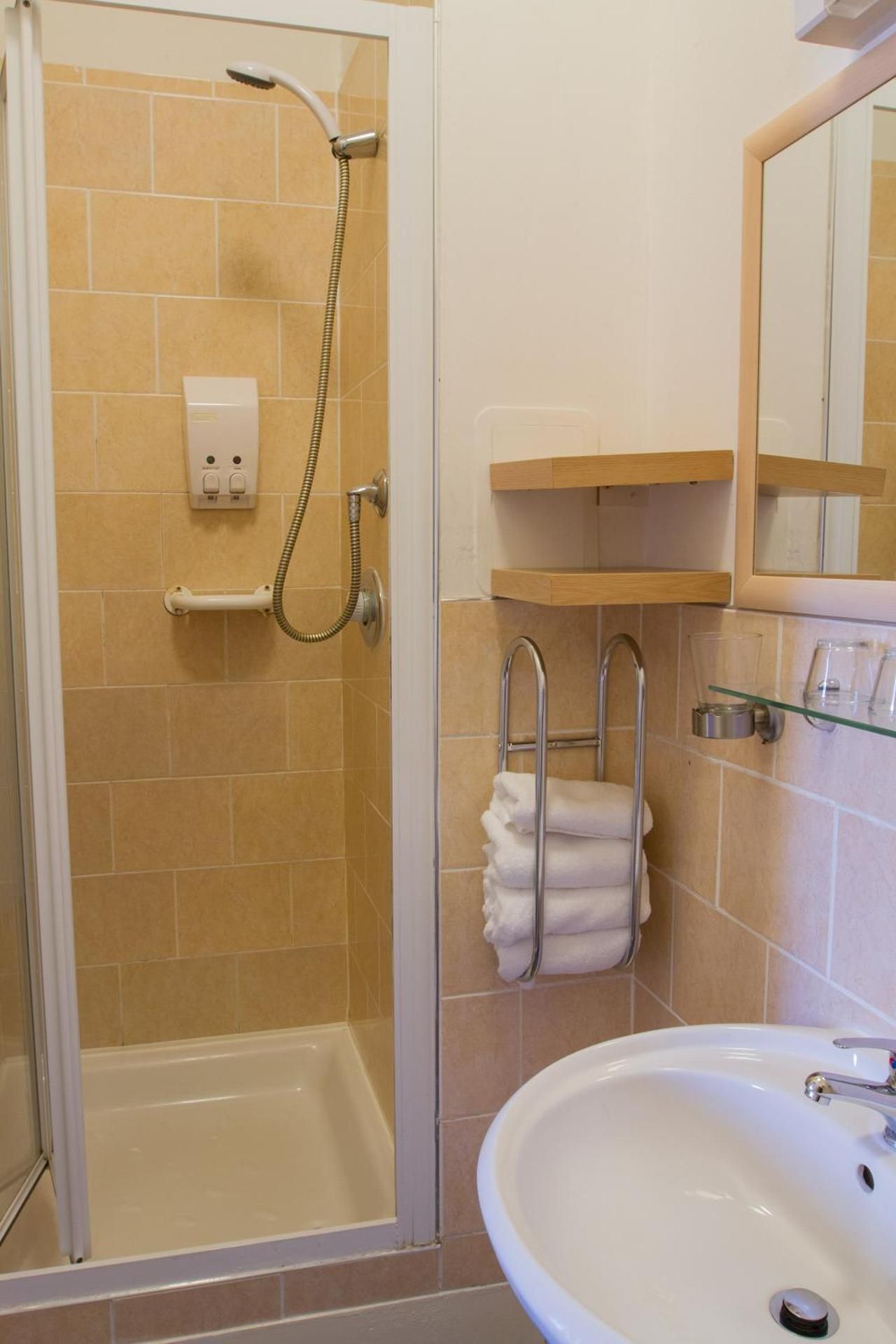 undefined Edinburgh Thistle Hotel 10