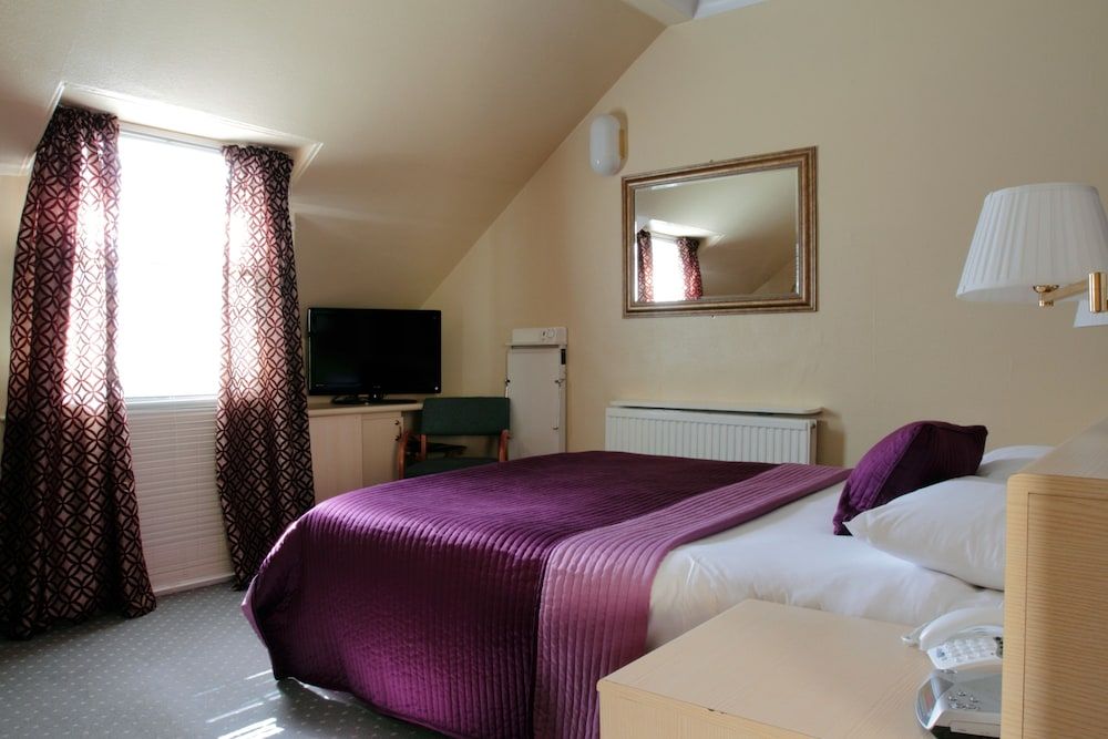 Edinburgh Thistle Hotel Double Room 2