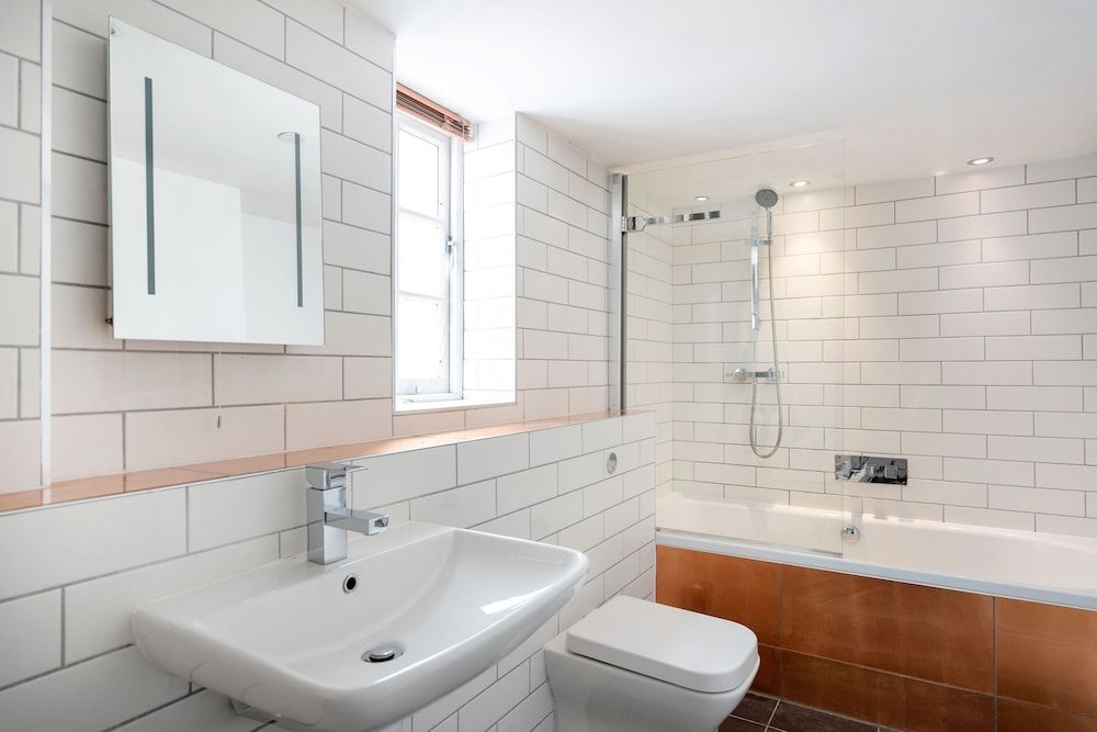 Berkeley Suites Deluxe Suite, 1 Bedroom 28