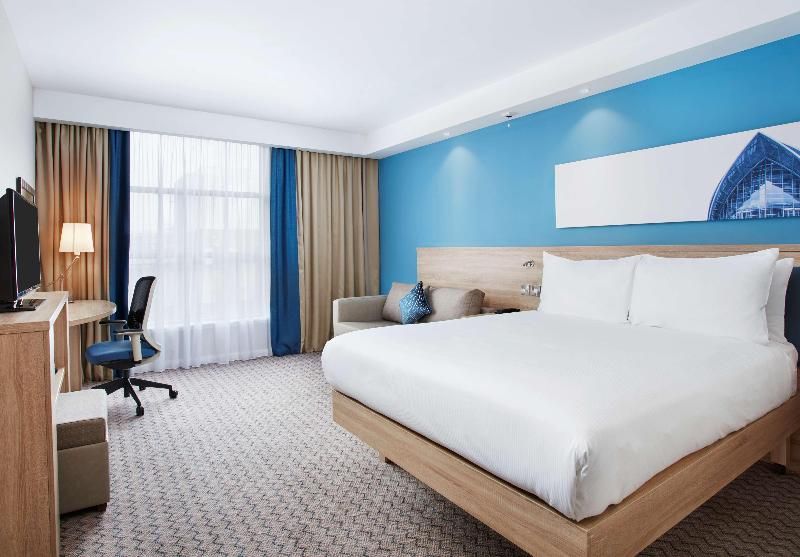 undefined Hampton by Hilton Glasgow Central 3