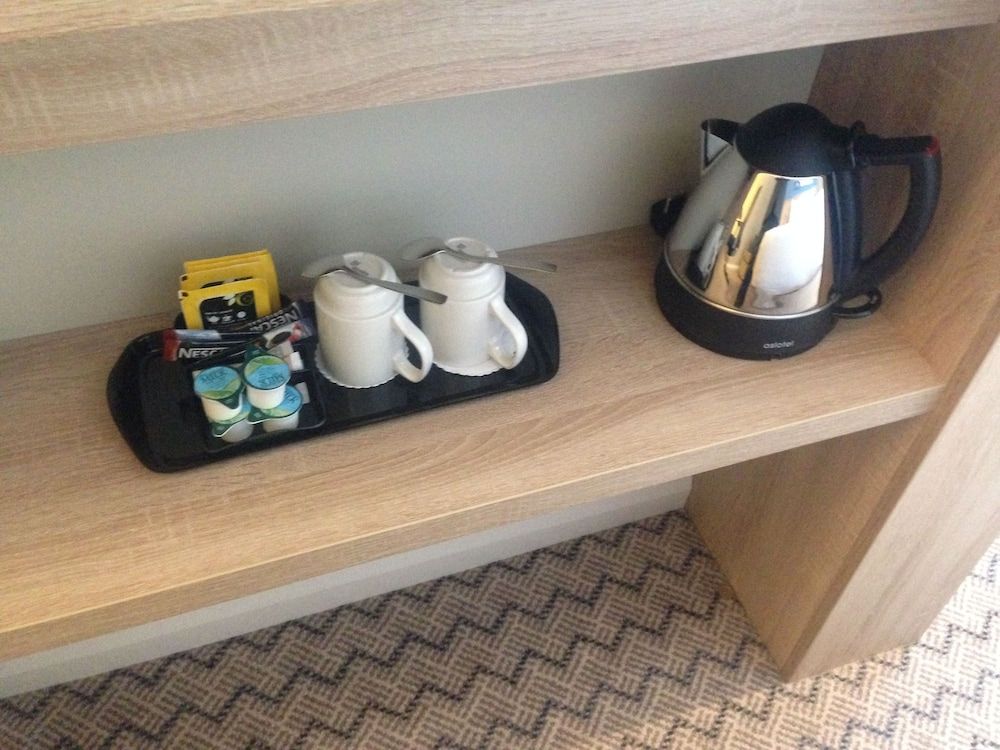 Hampton by Hilton Glasgow Central Room, 1 Queen Bed 7