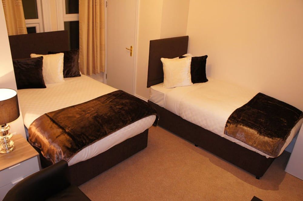 undefined Sapphire Hotel 10