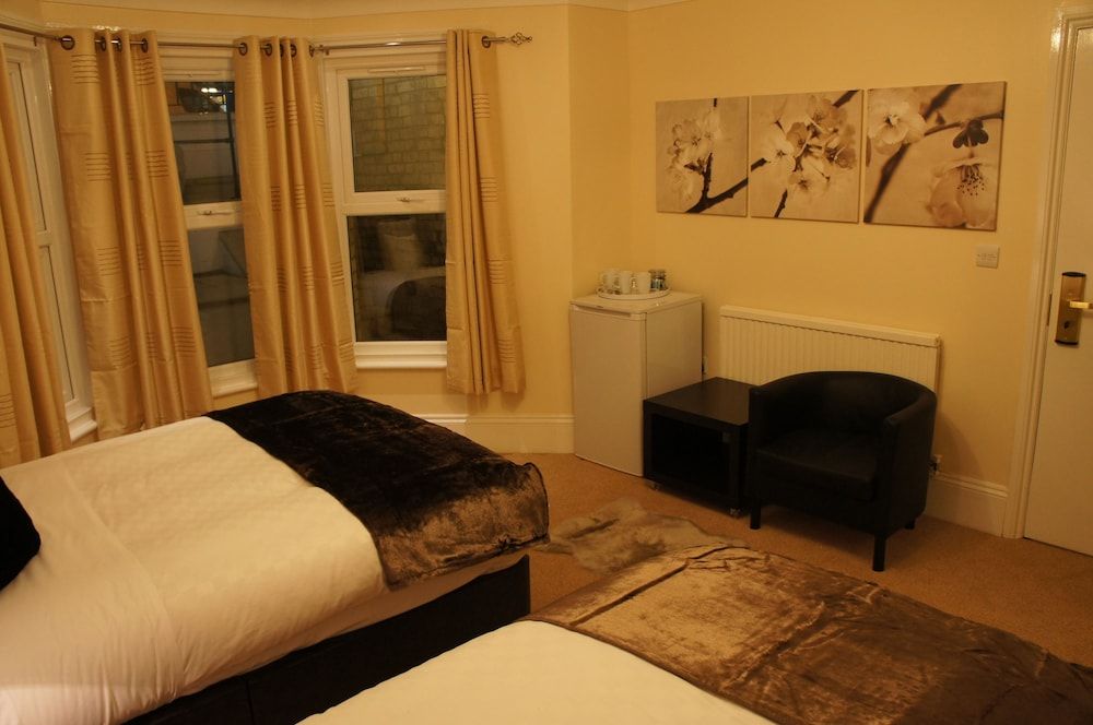 undefined Sapphire Hotel 9