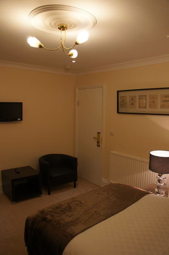 Sapphire Hotel Double Room, Private Bathroom 8