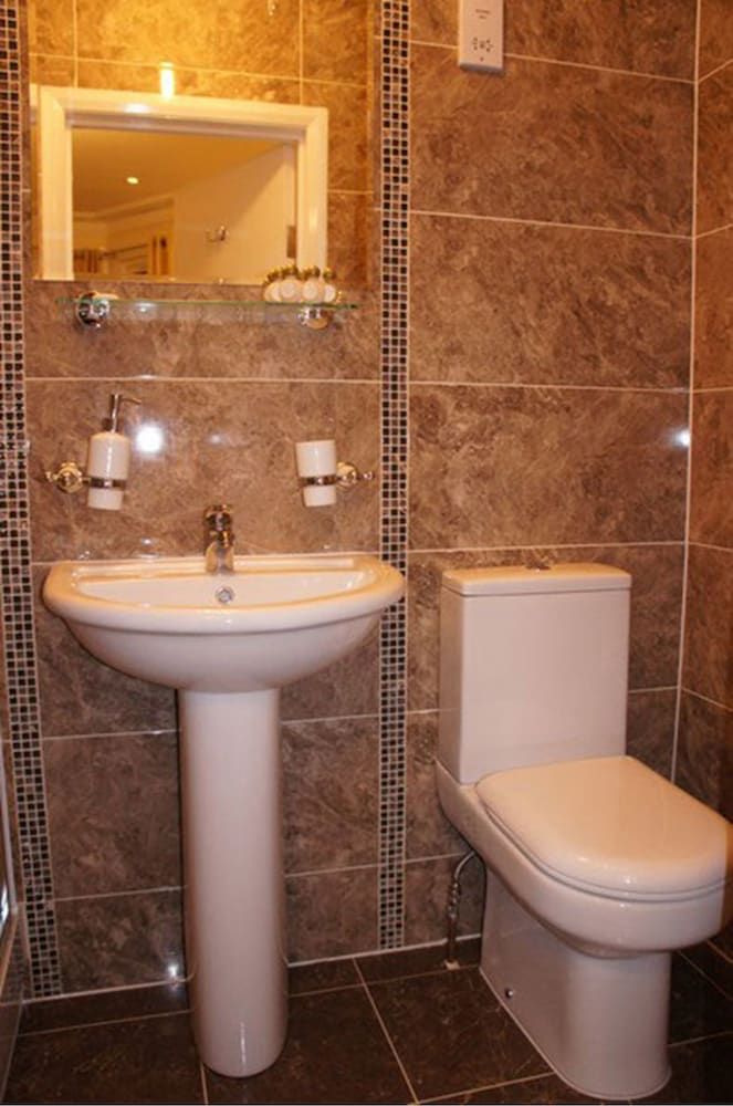 undefined Sapphire Hotel 7