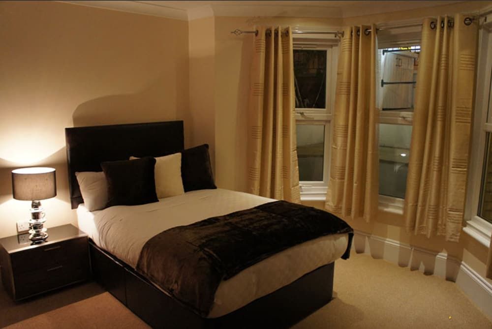 Sapphire Hotel Double Room, Private Bathroom