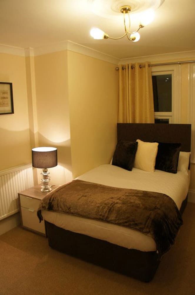 undefined Sapphire Hotel 2