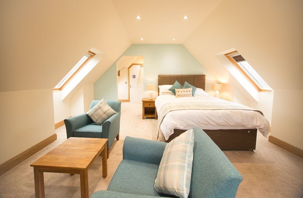 Double Room (A4)