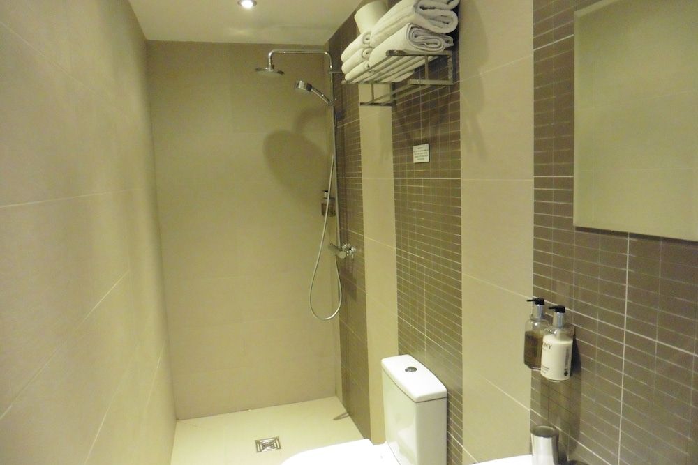 Brighton Inn Boutique Guest Accommodation Luxury Suite, Ensuite 8