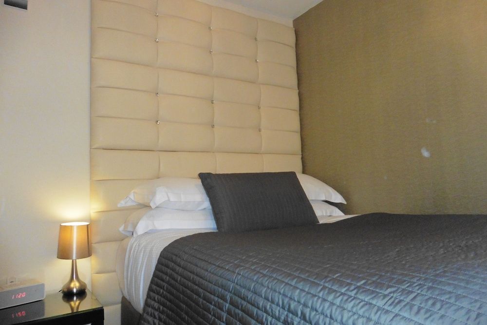 Brighton Inn Boutique Guest Accommodation Double Room, Ensuite (Small) 7