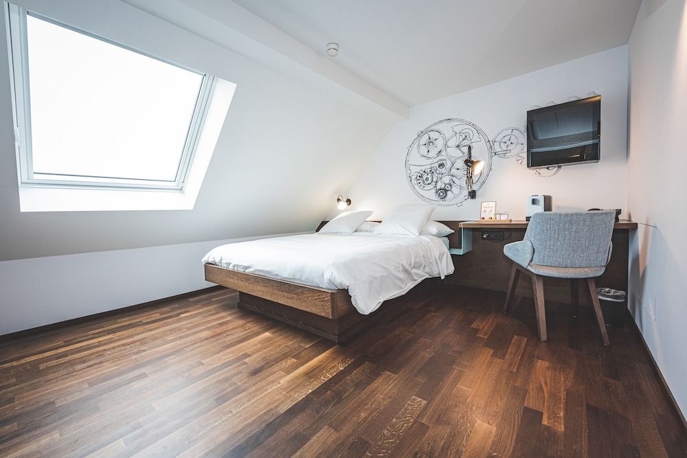 undefined Hotel Bernina Geneva 8