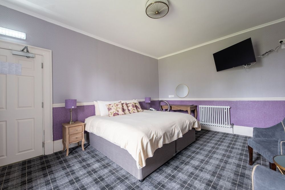 Pentland Executive Double or Twin Room (Garden Wing)