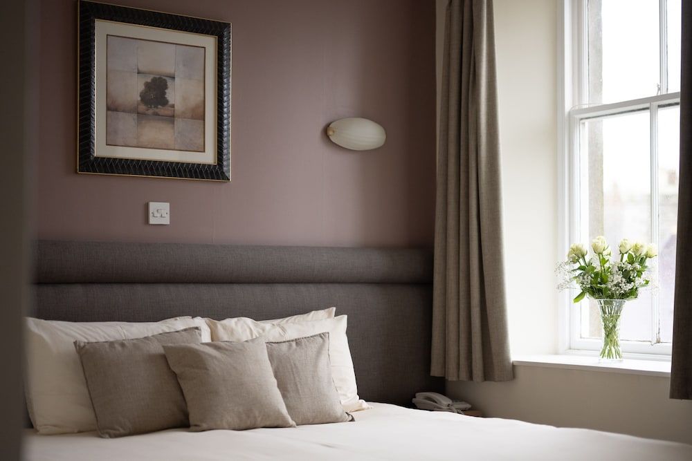 Pentland Classic Double Room Single Use 9