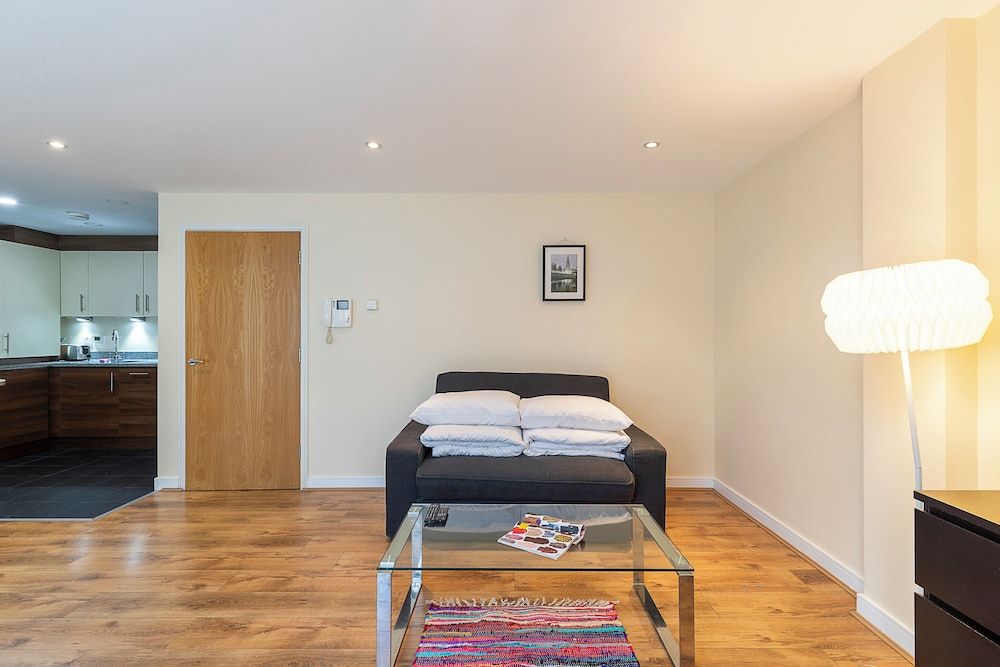 undefined Shoreditch City Living 6