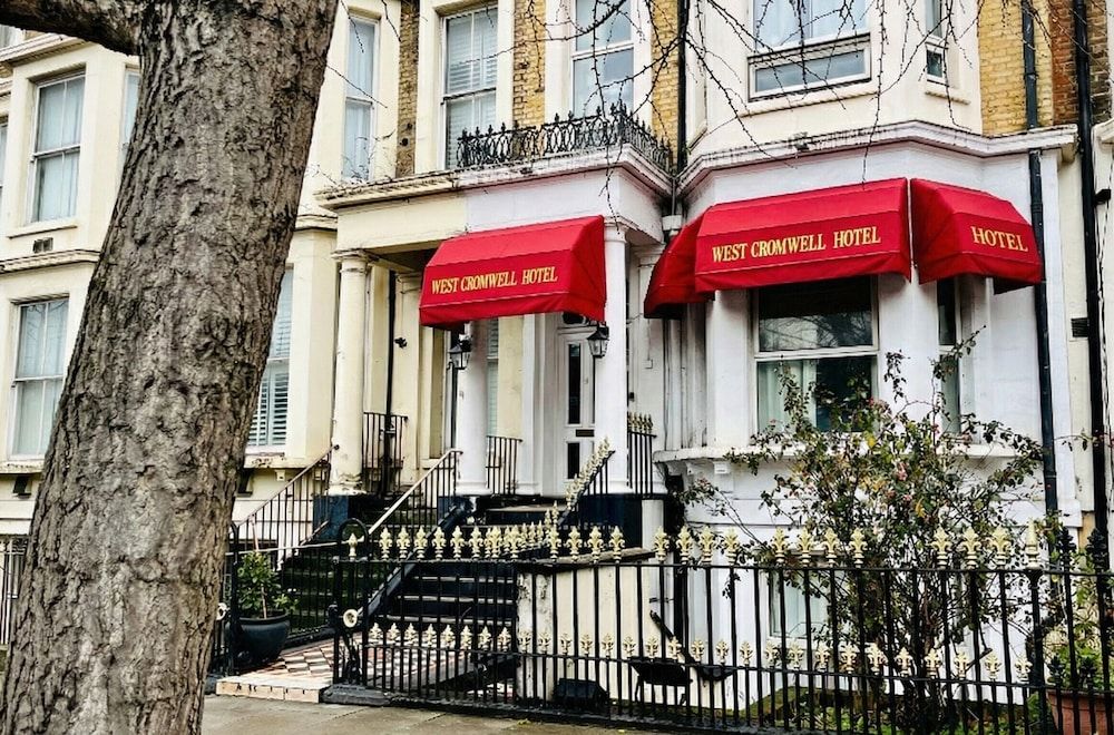 undefined West Cromwell Hotel