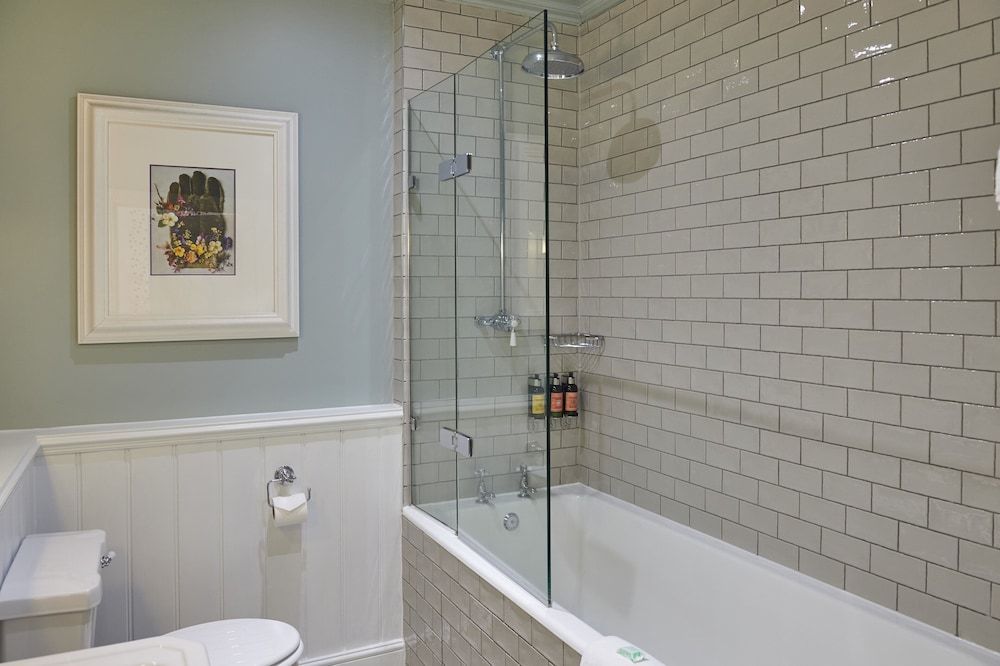 Hotel du Vin & Bistro Winchester Garden Junior Suite 4