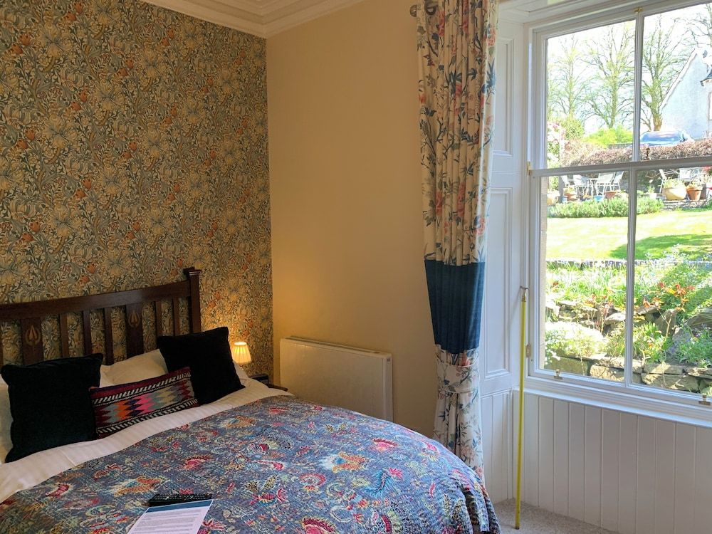 Leven House Superior Double Room 7